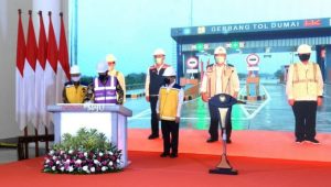 Presiden Jokowi Resmikan Jalan Tol Pekanbaru-Duri