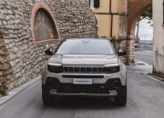 Jeep Avenger 4xe Hadirkan Pengalaman Mengemudi yang Dinamis AWD Hybrid