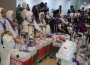 Embarkasi Padang Lepas Kloter 2: Jemaah Haji Bengkulu Terbang ke Tanah Suci