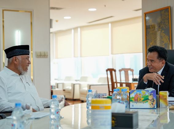 sumbar-usulkan-abu-hanifah-sebagai-pahlawan-nasional