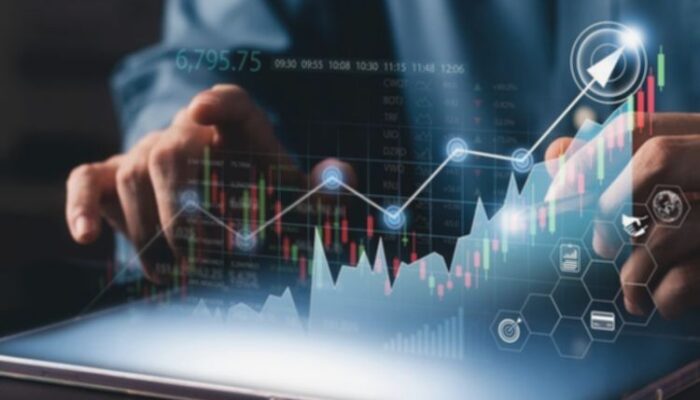 Investor Saham Makin Ramai: Peluang di Tengah Ekonomi yang Tak Pasti?
