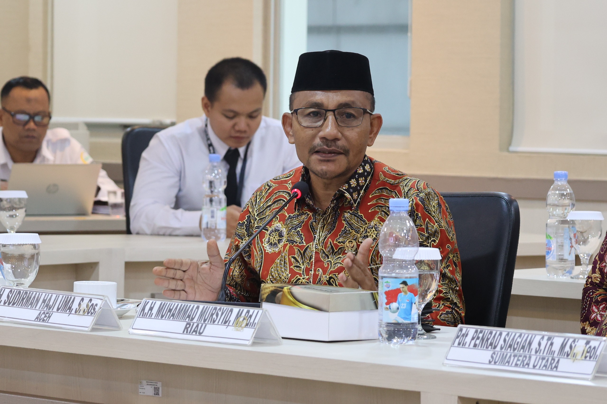 kritik-tajam-senator-haji-uma:-kebijakan-pemerintah-pusat-persempit-kewenangan-daerah
