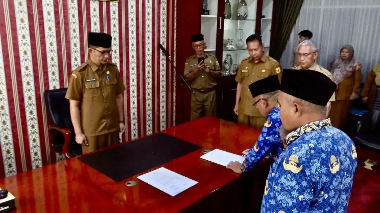 dua-pejabat-di-lingkungan-pemkab-tanah-datar-kembali-dilantik