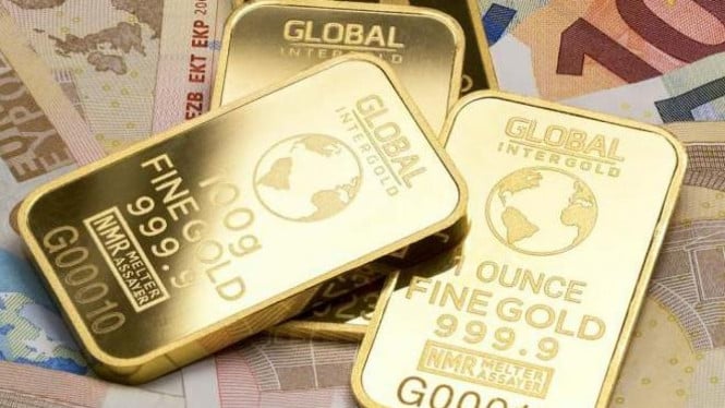 harga-emas-hari-ini-22-agustus-2025:-produk-antam-kinclong,-global-tak-berubah