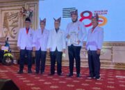 Wali Kota Padang Sabet Lencana Jasa Pratama dari PMI