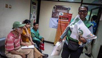 pemerintah-siapkan-bansos-rp6,5-t-dalam-bentuk-beras-dan-minyak-goreng