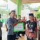 kepala-kemenag-sawahlunto-beri-reward-33-siswa-berprestasi-dalam-ajang-omi