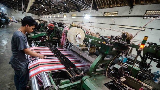 menkeu-purbaya-diminta-bahas-penyelamatan-industri-tekstil