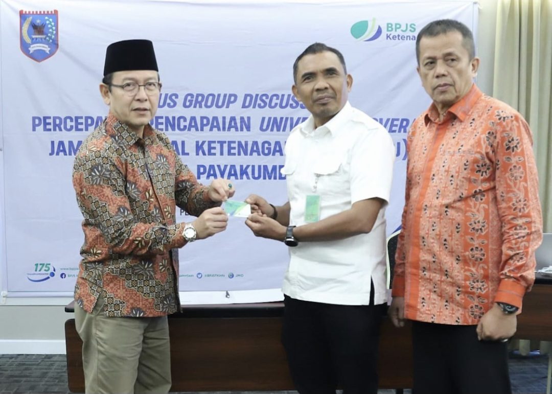 tahun-2026,-sebanyak-1.593-pekerja-rentan-di-payakumbuh-dapat-perlindungan-jaminan-sosial