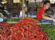Harga Telur, Cabai Naik: Konsumen Mengeluh, Pedagang Berjuang