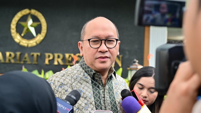 rosan-tegaskan-negosiasi-utang-whoosh-dengan-china-masih-berjalan