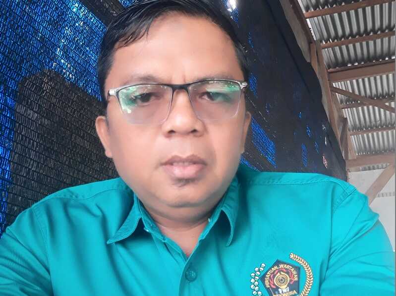 pejabat-negara-separuh-hati-percaya-dengan-sekolah-negeri