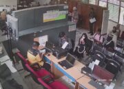 Job Fair Padang 2025: Pencari Kerja Aktif Membuat AK1