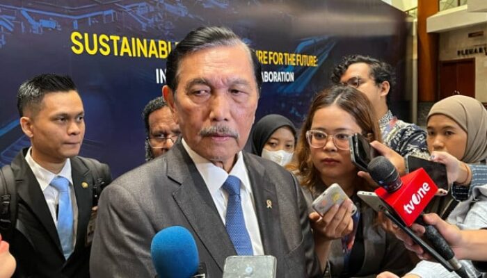 Luhut Menyoroti Bansos Digital Banyuwangi, Evaluasi Berjalan