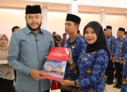 Wako Fadly Amran Sahkan PNS, Serahkan SK PPPK