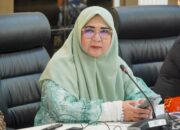 Nevi Zuairina Terus Jalin Kedekatan dengan Konstituen Sumbar II