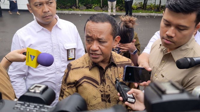komoditas-emas-bakal-dikenakan-bea-keluar,-bahlil-beberkan-penyebabnya