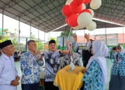MAN 2 Padang Semarakkan Hari Guru, Hujan Tak Halangi
