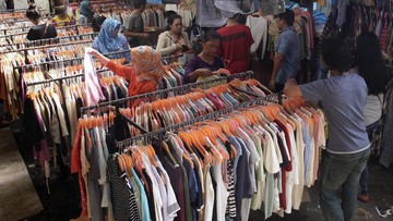 baju-impor-bekas-banjiri-ri-3.600-ton-sepanjang-2024