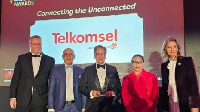 telkomsel-harumkan-indonesia-dengan-5-penghargaan-glotel-awards,-komitmen-pulihkan-jaringan-sumatera-utara-berlanjut