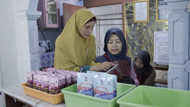 berkat-pemberdayaan-bri,-umkm-bumbu-kemasan-ini-ubah-kesulitan-menjadi-peluang-merintis-dari-rumah