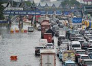 Banjir Lumpuhkan Tol Bandara, Pengguna Alihkan Rute Lain