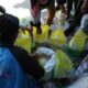 bulog-salurkan-53-ribu-ton-lebih-beras-untuk-korban-banjir-sumatra