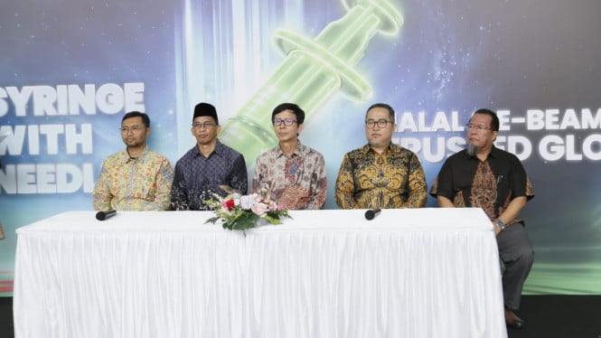 terumo-dan-pt-oneject-indonesia-luncurkan-jarum-suntik-halal-berteknologi-e-beam