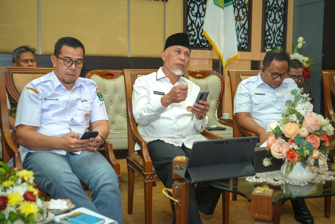 percepatan-pemulihan-bencana,-gubernur-mahyeldi-pastikan-tidak-ada-pemotongan-tkd-sumbar-2026