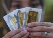 Harga Emas Antam Terbang Tinggi, Investor Pantau Ketat