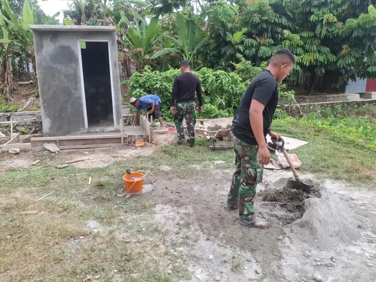 pembangunan-mck-dan-sumber-air-bersih-di-kampung-buah-tarok-dikebut-agar-bermanfaat-bagi-masyarakat
