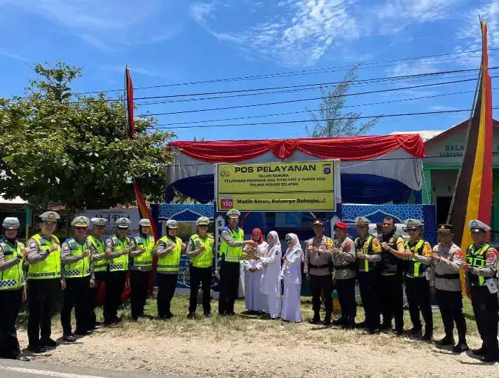 dirlantas-polda-sumbar-cek-pos-pelayanan-kambang,-berikan-motivasi-dan-semangat