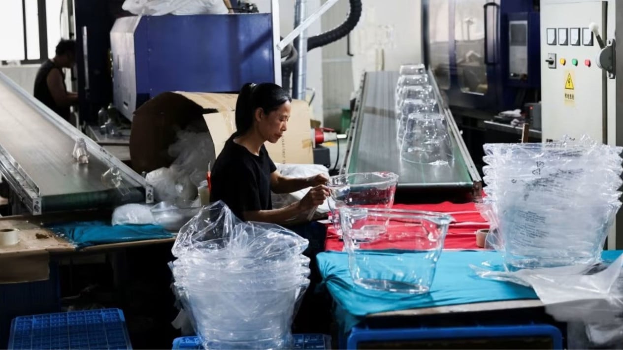 perang-iran-vs-israel-as-bikin-harga-plastik-meroket,-industri-daur-ulang-ketiban-untung