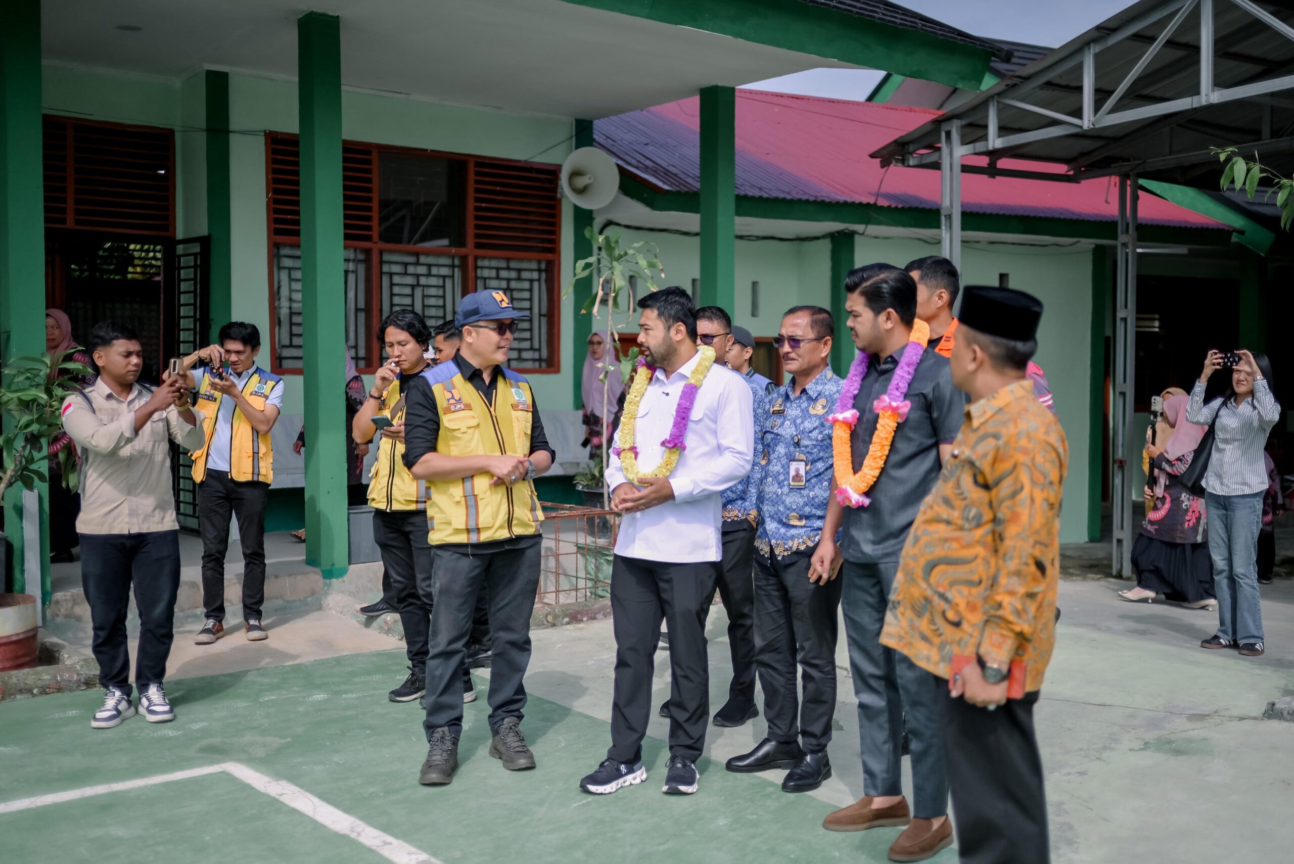 tinjau-program-phtc-di-solok-selatan,-zigo-rolanda-dorong-percepatan-infrastruktur-pendidikan