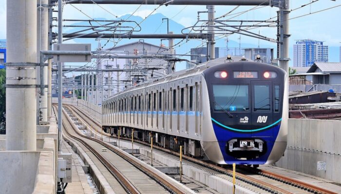 MRT, LRT, dan Transjakarta Naikkan Jumlah Penumpang