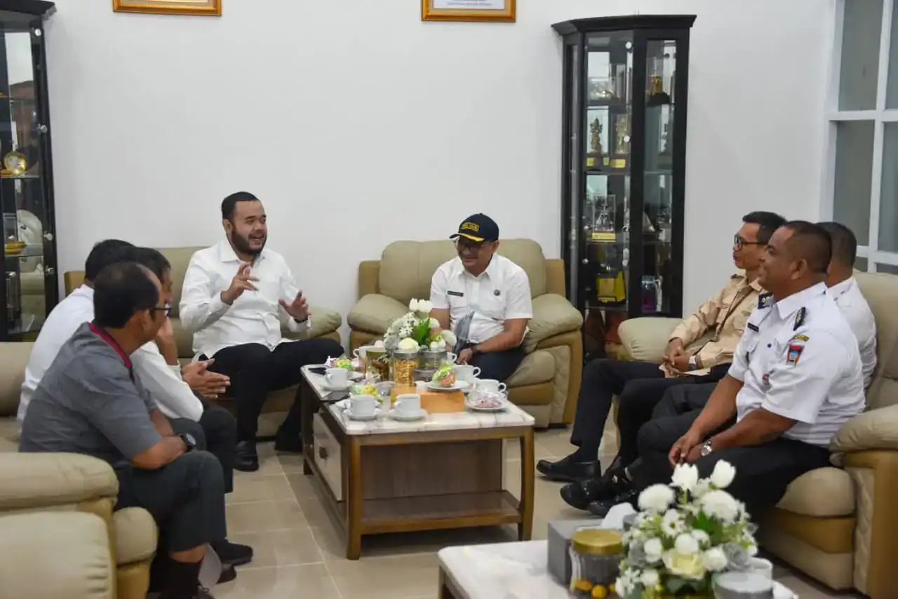 wali-kota-padang-sambut-pengurus-kampung-kb-baringin-sakti,-optimalkan-persiapan-lomba-nasional