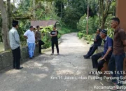 Yonnarlis Tinjau Jalan Rusak Pitalah, Dorong Perbaikan Segera