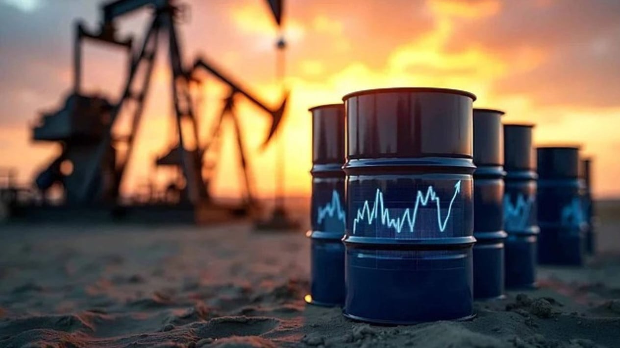 harga-minyak-dunia-balik-ke-atas-us$100-usai-as-iran-baku-tembak-di-selat-hormuz
