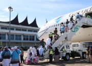 Kloter 14 Tuntaskan Pemberangkatan Haji Embarkasi Padang 2026