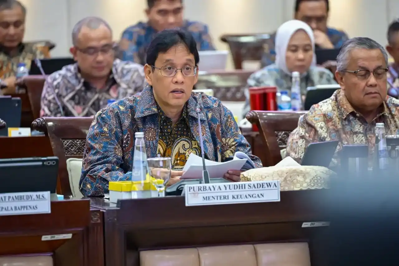 pemerintah-targetkan-pertumbuhan-ekonomi-tinggi-di-2027