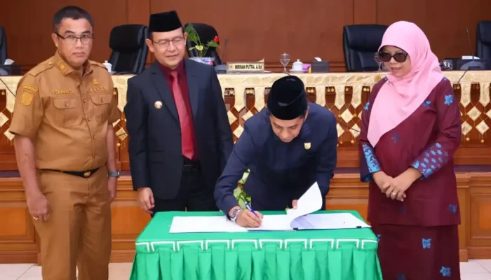 DPRD Payakumbuh Sahkan Empat Perda Baru untuk Optimalisasi Layanan