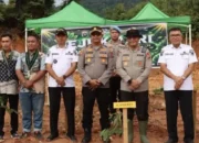 Polres Pesisir Selatan Tanam Seribu Pohon Pulihkan Ekosistem Daerah