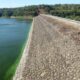 Pemandangan bendungan besar di Indonesia sebagai infrastruktur cadangan air nasional.