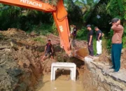 Dharmasraya Pasang Box Culvert Pulihkan Akses Jalan Nagari Simalidu