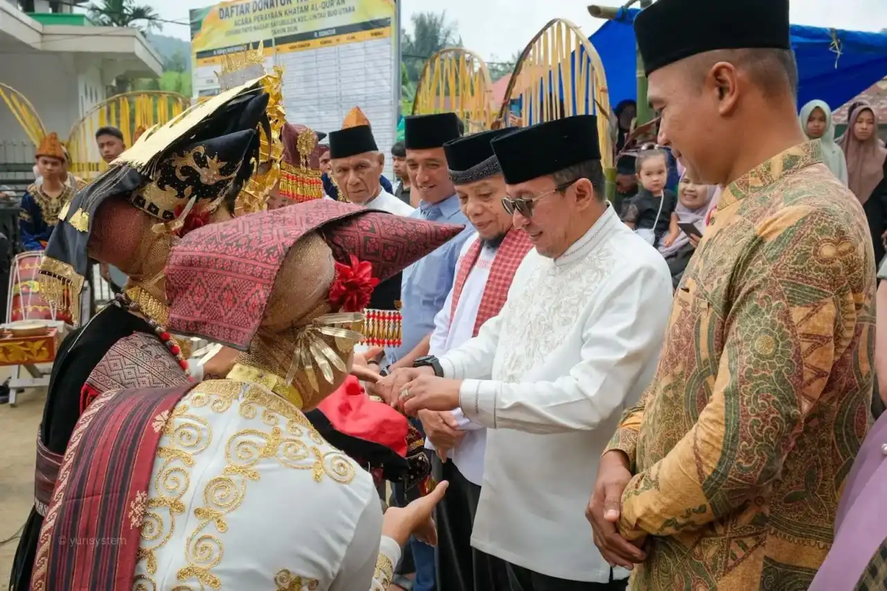 pemkab-tanah-datar-jadikan-khatam-al-qur’an-benteng-generasi-muda-dari-pengaruh-zaman