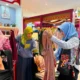 produk-umkm-padang-panjang-diserbu-pengunjung-di-pameran-hut-dekranas-makassar