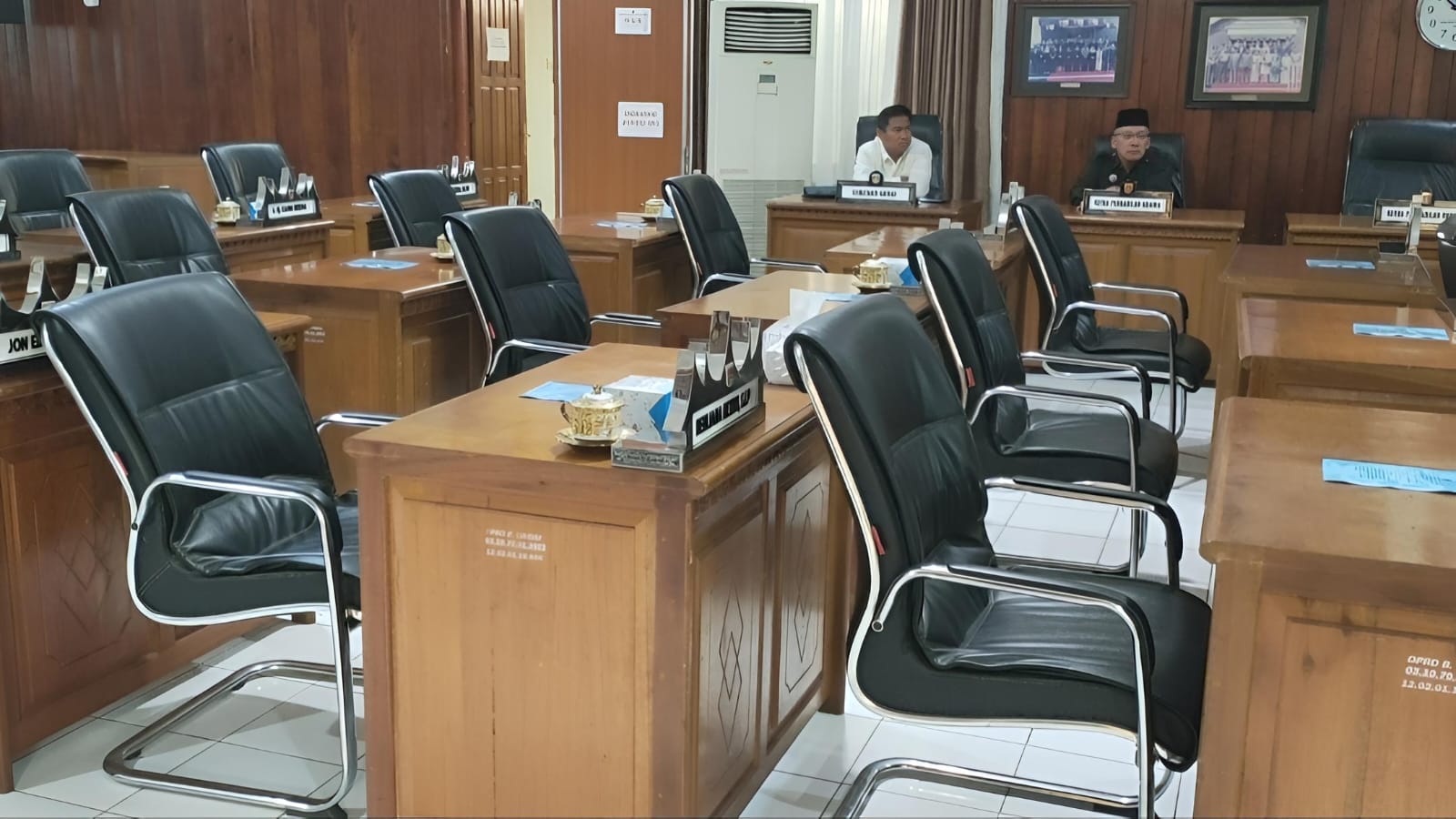 banyak-kursi-kosong-saat-pembukaan-sidang-paripurna-dprd-bukittinggi