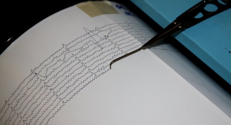 dini-hari,-tiga-kali-gempa-guncang-sumbar
