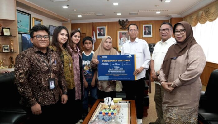 TASPEN Serahkan Santunan Rp833 Juta bagi Ahli Waris ASN di Riau