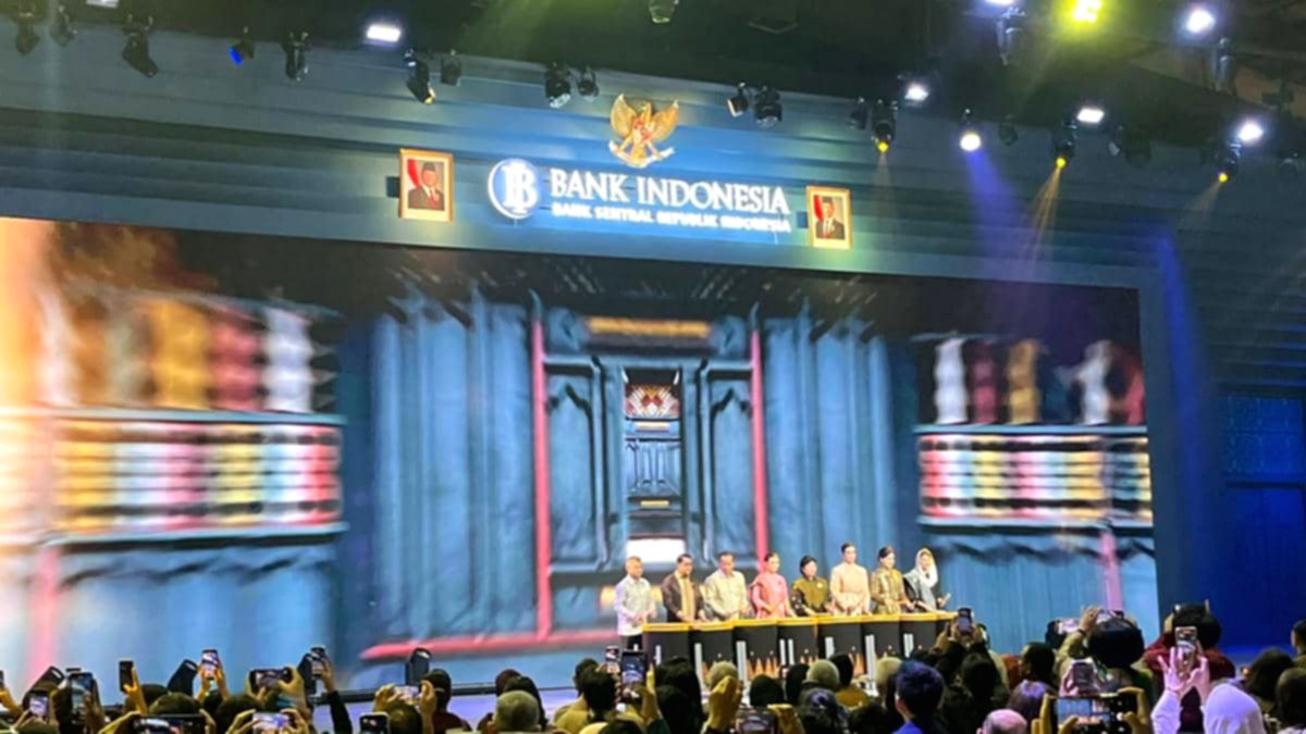 Pejabat Gubernur Sementara BI Destry Damayanti membuka acara Karya Kreatif Indonesia 2026 di JCC Jakarta